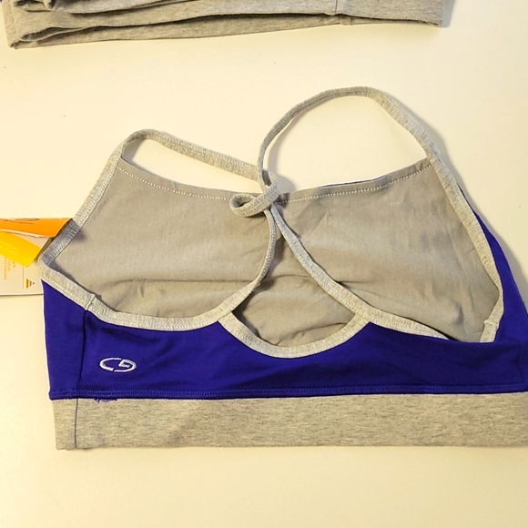 Champion ๐ - Picture 2 of 2